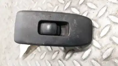 Peça sobressalente para automóvel em segunda mão BOTÃO / INTERRUPTOR ELEVADOR VIDRO TRASEIRO DIREITO por MITSUBISHI MONTERO (V60/V70)  Referências OEM IAM MR445659  