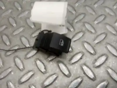 Peça sobressalente para automóvel em segunda mão botão / interruptor elevador vidro traseiro direito por seat arona 1.0 tgi bivalent. gasolina / cng referências oem iam 5g0959855p