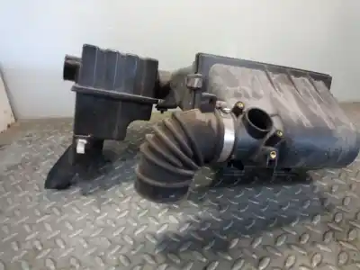 Автозапчастина б/у опора повітряного фільтра для suzuki swift berlina (mz) 1.3 16v cat посилання на oem iam 1370062j00  