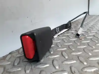 Second-hand car spare part right front seat belt buckle for mazda 6 lim. (gh) (.2012->) 2.2 turbodiesel cat oem iam references kd4557620b