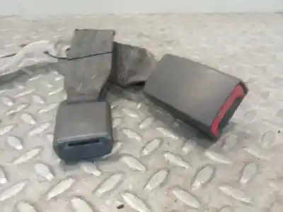 Second-hand car spare part center rear seat belt buckle for dodge caliber 2.0 16v crd cat oem iam references 