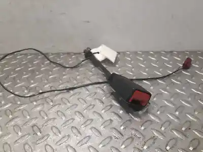 Pezzo di ricambio per auto di seconda mano gancio cintura anteriore destro per ford fiesta (cb1) trend riferimenti oem iam 8v51b61208da