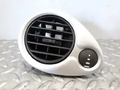Peça sobressalente para automóvel em segunda mão SAÍDA DE AR LATERAL ESQUERDA por RENAULT CLIO III  Referências OEM IAM   