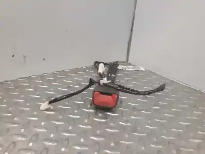 Автозапчастина б/у передній правий гачок для toyota prius (nhw20) 1.5 cat посилання на oem iam 