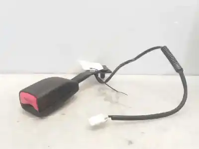 Tweedehands auto-onderdeel riemhaak rechts voor voor mazda 2 lim. (de) 1.5 sportive oem iam-referenties 