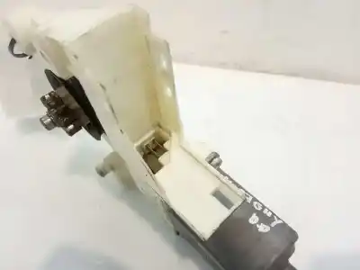 Peça sobressalente para automóvel em segunda mão motor elevador vidro dianteiro direito por ford focus lim. (cb4) trend referências oem iam 1776001 995209101 4m5t14553