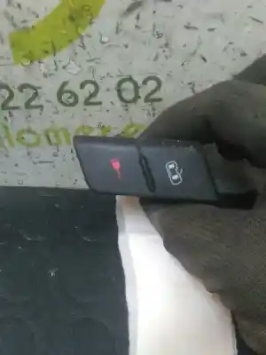 Pezzo di ricambio per auto di seconda mano interruttore per audi a4 avant (8e) 2.0 tdi riferimenti oem iam 