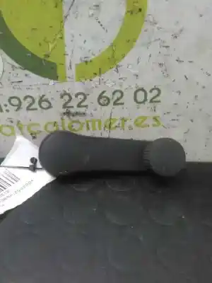 Pièce détachée automobile d'occasion MANIVELLE / POIGNÉE LÈVE VITRE ARRIÈRE GAUCHE pour SEAT IBIZA (6J5)  Références OEM IAM 6V08375819B9  