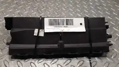 Peça sobressalente para automóvel em segunda mão grelha de ventilação tablier por citroen c4 berlina 1.6 16v hdi referências oem iam 