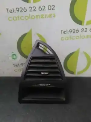 Peça sobressalente para automóvel em segunda mão saída de ar lateral esquerda por citroen c4 berlina 1.6 16v hdi referências oem iam 