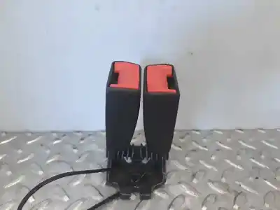 Peça sobressalente para automóvel em segunda mão chicote / encaixe cinto segurança traseiro esquerdo por ford focus lim. (cb8) trend referências oem iam bm51613kz1bb3ja6