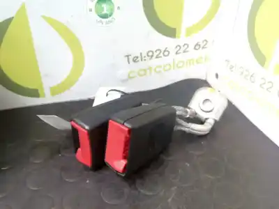 Автозапчасти б/у левый задний крюк ремня за seat leon (1p1) 1.9 tdi ссылки oem iam 1k0857739hqvz