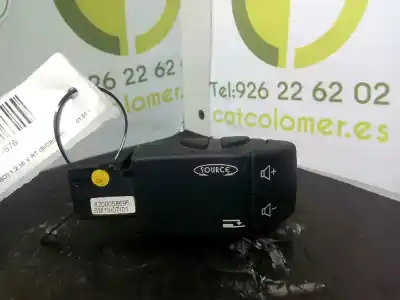 Pièce détachée automobile d'occasion COMMANDE DE CONTRÔLE RADIO pour RENAULT CLIO II FASE I (B/CBO)  Références OEM IAM   