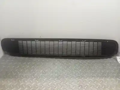 Автозапчасти б/у центральная решетка бампера за mini cooper (rc31) 1.6 ссылки oem iam 51112755463