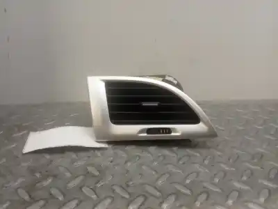 Second-hand car spare part AIR VENT for RENAULT MEGANE III BERLINA 5 P  OEM IAM references 687604198R  