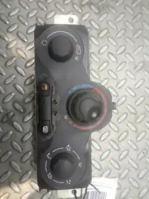 İkinci el araba yedek parçası ISITMA / KLIMA KONTROLÜ için RENAULT KANGOO / GRAND KANGOO II (KW0/1_)  OEM IAM referansları 5F2140100  