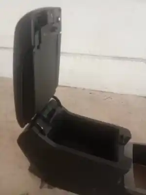 Автозапчастина б/у центральний подлокник для subaru legacy lim. b14 2.0 diesel cat посилання на oem iam 92114aj020vh  