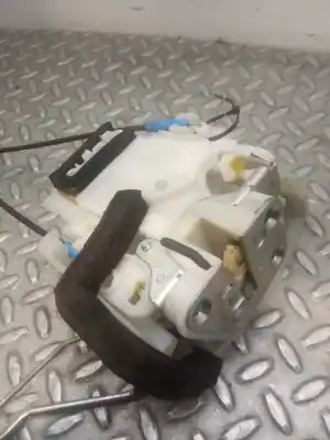 Автозапчасти б/у замок левой передней двери за subaru legacy lim. b14 2.0 diesel cat ссылки oem iam 61032aj150  