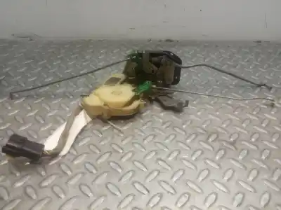 Second-hand car spare part front right door lock for kia sorento (bl) (2002->) 2.5 crdi oem iam references 813203e000