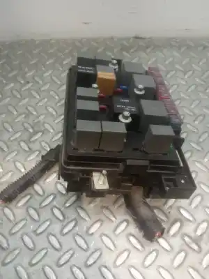 Second-hand car spare part fuse box unit for kia cerato 2.0 turbodiesel cat oem iam references 919552f040  919552f040