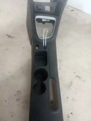 Автозапчасти б/у центральный подлокотник за renault clio iv (bh_) 1.5 dci 90 ссылки oem iam 969107885r  