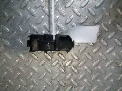 Peça sobressalente para automóvel em segunda mão botão / interruptor elevador vidro traseiro esquerdo por lexus is200 (ds2/is2) 2.2 d-cat referências oem iam 