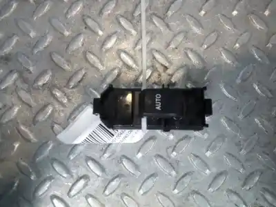 Peça sobressalente para automóvel em segunda mão botão / interruptor elevador vidro traseiro direito por lexus is200 (ds2/is2) 2.2 d-cat referências oem iam 