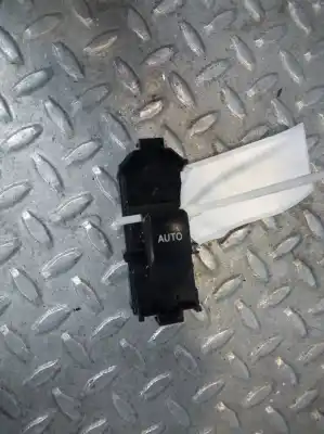 Peça sobressalente para automóvel em segunda mão botão / interruptor elevador vidro dianteiro direito por lexus is200 (ds2/is2) 2.2 d-cat referências oem iam 