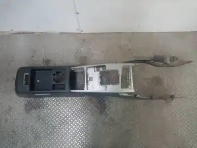 Автозапчастина б/у ЦЕНТРАЛЬНА КОНСОЛЬ для AUDI A6 BERLINA (4F2)  Посилання на OEM IAM   