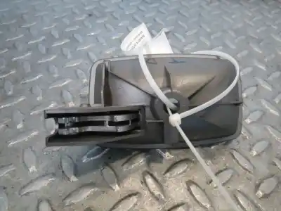 Pezzo di ricambio per auto di seconda mano maniglia interna posteriore destra per bmw serie 7 (e65/e66) 3.0 turbodiesel cat riferimenti oem iam   
