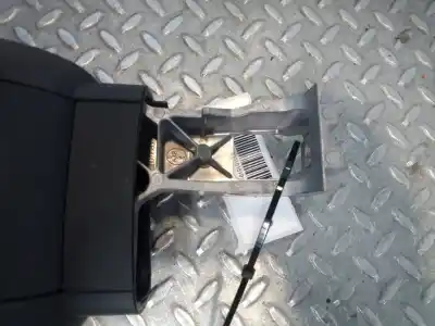 Recambio de automóvil de segunda mano de apoyabrazos central para seat exeo st (3r5) (2009>) 2.0 tdi referencias oem iam   