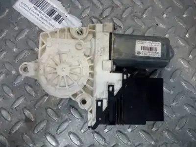 Peça sobressalente para automóvel em segunda mão motor elevador vidro traseiro direito por volkswagen passat berlina (3c2) 2.0 tdi referências oem iam 1k0959704p