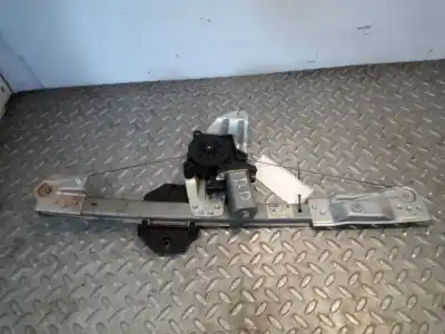 Peça sobressalente para automóvel em segunda mão elevador de vidros dianteiro direito por dacia sandero stepway referências oem iam 807209299