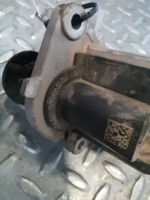 Pezzo di ricambio per auto di seconda mano valvola egr per fiat punto (evo) (199) 1.3 16v jtd cat riferimenti oem iam 70159904  5027643201