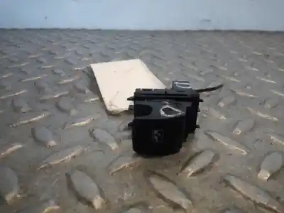 Peça sobressalente para automóvel em segunda mão botão / interruptor elevador vidro dianteiro direito por seat leon (5f1) 1.6 tdi referências oem iam 5g0959855p Peça sobressalente para automóvel em segunda mão botão / interruptor elevador vidro dianteiro direito por seat leon (5f1) 1.6 tdi referências oem iam 5g0959855p