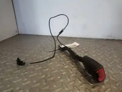 Pezzo di ricambio per auto di seconda mano gancio cintura anteriore sinistro per seat ibiza sc (6j1) 1.4 tdi riferimenti oem iam 
