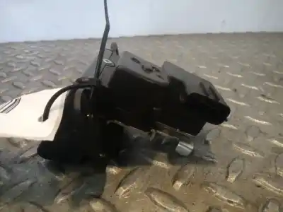Second-hand car spare part trunk lock for ssangyong korando premium 4x2 oem iam references   