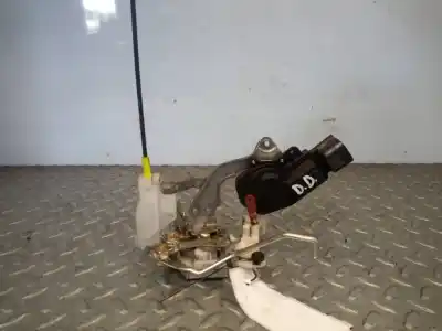 Second-hand car spare part front right door lock for peugeot 107 1.0 cat (384f) oem iam references 