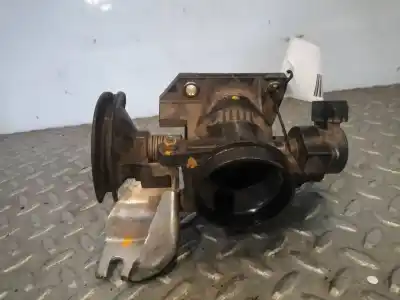 Pièce détachée automobile d'occasion BOITIER DE PAPILLON pour PEUGEOT 107  Références OEM IAM 8945252011  