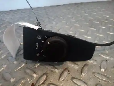 Peça sobressalente para automóvel em segunda mão comando de sofagem (chauffage / ar condicionado) por citroen c4 picasso 2.0 hdi fap referências oem iam 9659796877