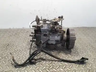 Pièce détachée automobile d'occasion pompe à injection pour peugeot 405 berlina 1.9 diesel références oem iam 0460494240 01526476381 