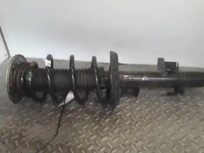 Second-hand car spare part front right shock absorber for land rover evoque 2.2 sd4 cat oem iam references bj3218045ad  