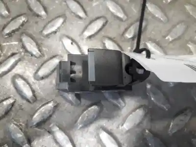 Second-hand car spare part right front power window switch for land rover evoque 2.2 sd4 cat oem iam references bj3214717ab