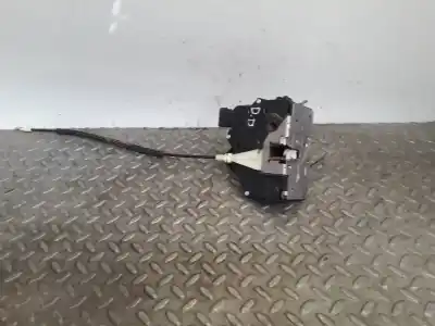 Peça sobressalente para automóvel em segunda mão fechadura da porta dianteira direita por opel corsa e van 1.3 cdti referências oem iam 13431840