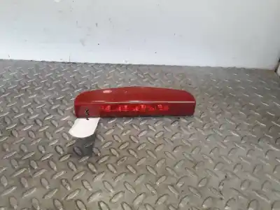 Peça sobressalente para automóvel em segunda mão farolim de travão central por opel corsa e van 1.3 cdti referências oem iam 51511640