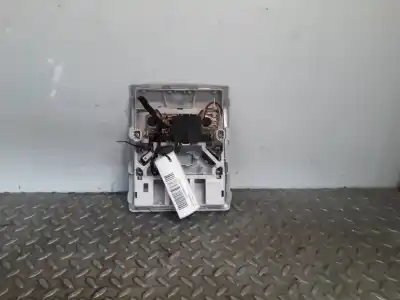 Pièce détachée automobile d'occasion lumière intérieure pour opel corsa e van 1.3 cdti références oem iam 510511640  