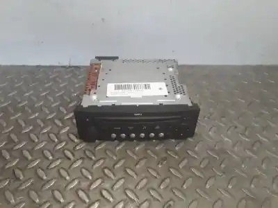 Second-hand car spare part audio system / radio cd for citroen c4 picasso i monospace (ud_) 1.6 hdi oem iam references 96637348xt00