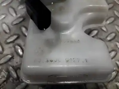 Peça sobressalente para automóvel em segunda mão bomba de travões por seat ateca (kh7) 2.0 tdi referências oem iam 03350891271  