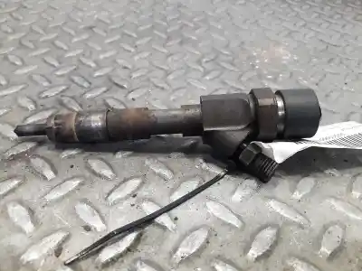 Second-hand car spare part injector for renault scenic rx4 (ja0) 1.9 dci salomon oem iam references 7700111014  