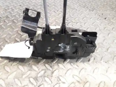 Second-hand car spare part rear left door lock for hyundai santa fe (bm) 2.2 crdi cat oem iam references 814102b000